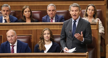Feijóo reorienta la estrategia y retoma el discurso económico tras las dudas internas sobre cómo combatir a Vox