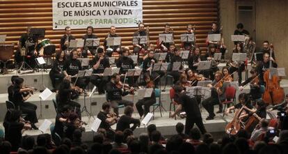 Concierto de protesta en la sede de UGT de Madrid.