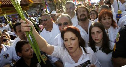 Gloria Estefan en una protesta del exilio cubano en Miami.