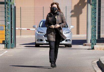 a presidenta del Parlament, Laura Borràs, este jueves, abandona el centro penitenciario de Lledoners. Susanna Sáez (Efe)