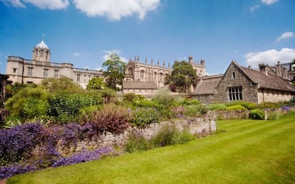 Jardines del Christ Church College, en la ciudad inglesa de Oxford.