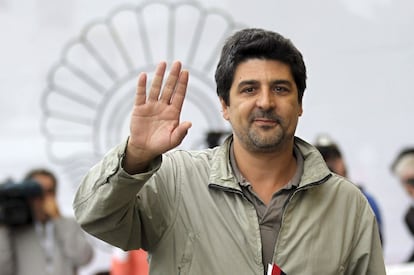 El realizador y miembro del Jurado Oficial de la 61 edición del Festival de Cine de San Sebastián, Cesc Gay Puig, a su llegada a la capital donostiarra.