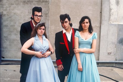 Un grupo de rockers fotografiados en un festival rockabilly de Badalona en 1993.