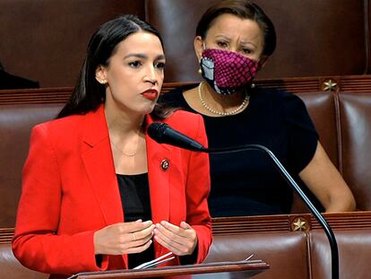 La congresista Alexandria Ocasio-Cortez, este jueves en el Congreso de EE UU.