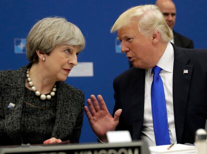 Donald Trump y Theresa May en una foto en Bruselas en 2015.