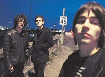 Imagen de archivo del grupo Black Rebel Motorcycle Club.