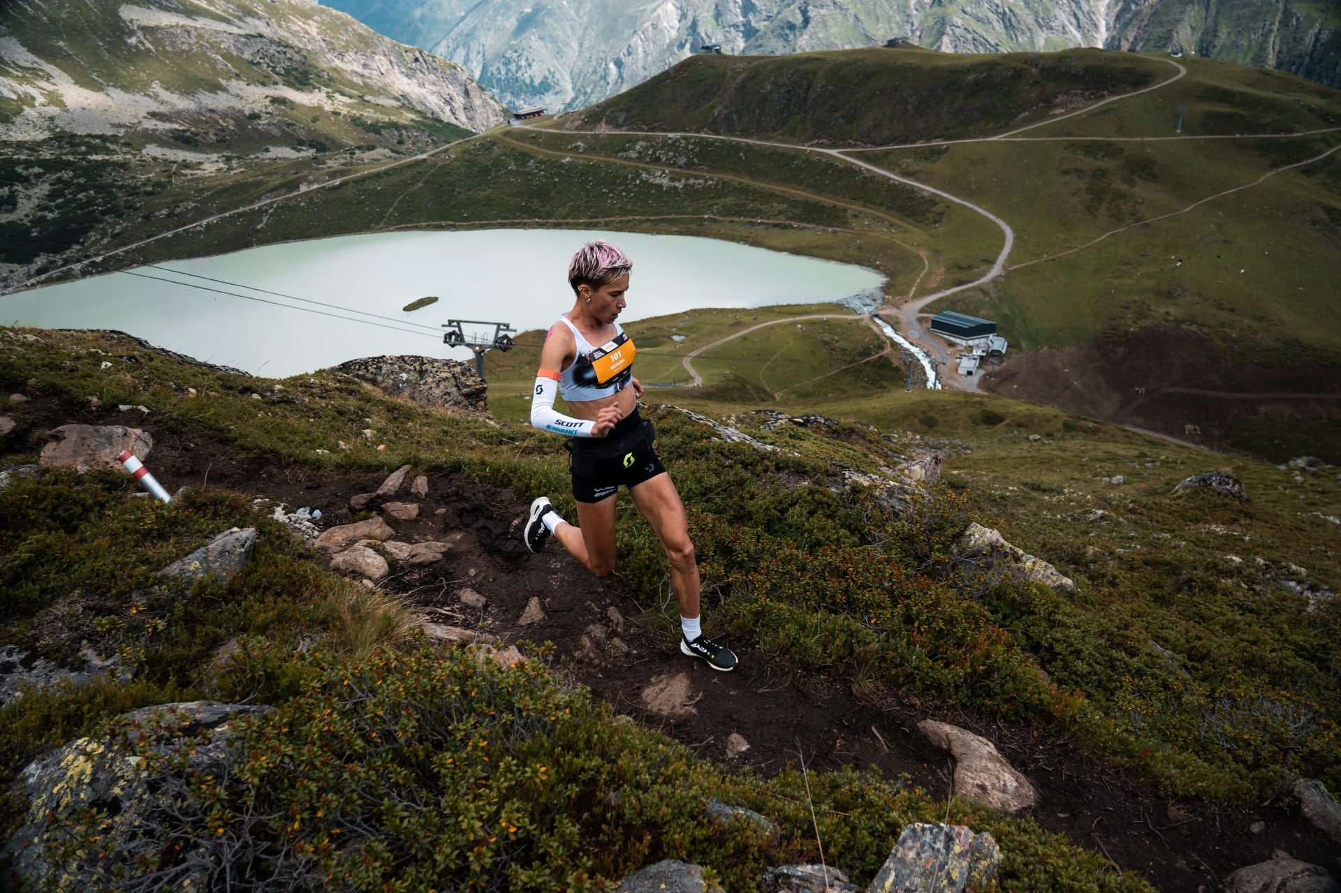  Madalina Florea corre durante las Golden Trail World Series en Australia.