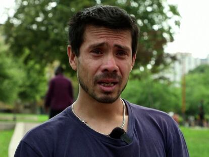 Vídeo | El miedo de los afganos que viven en Europa y han dejado allí a sus familias