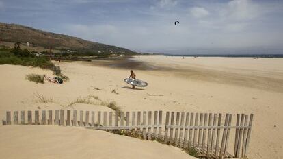 Imagen de la playa de Valdevaqueros, en Tarifa (C&aacute;diz).