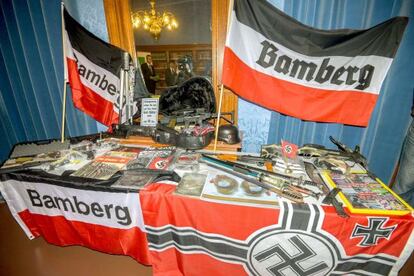 Objetos incautados de un grupo neonazi en la localidad de Bamberg, en el sur de Alemania.