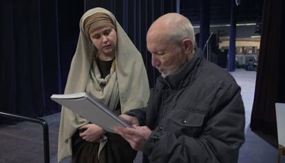La youtuber Belena, de rialla molt fàcil, va fer passar un viacrucis a l’Eloi.