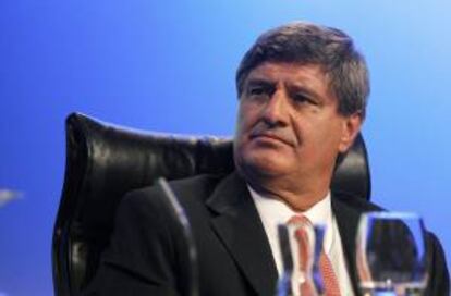 El exvicepresidente peruano Raúl Díez Canseco Terry, durante la presentación de su libro "El arte de emprender".