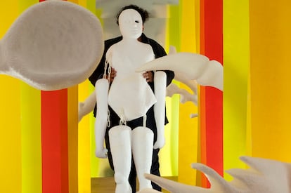 'La ilusión de la materia' (2015), vídeo de Naufus Ramírez-Figueroa que forma parte de la BMW Tate Live: Performa.
