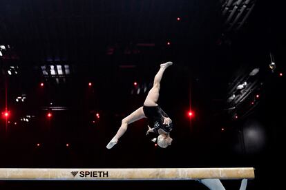 La italiana Martina Maggio, durante la final de aparatos del Europeo de Gimnasia, en Basilea (Suiza), el pasado domingo.