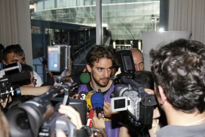 Pau Gasol, a su llegada a Barcelona.
