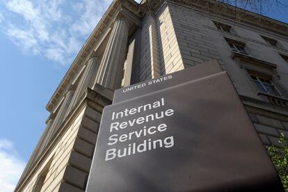 Internal Revenue Service (IRS) building