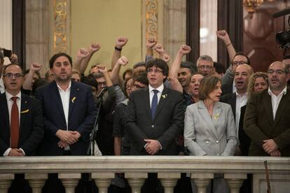 Celebración en el Parlament tras la proclamación de la república catalana, el 27 de octubre de 2017.