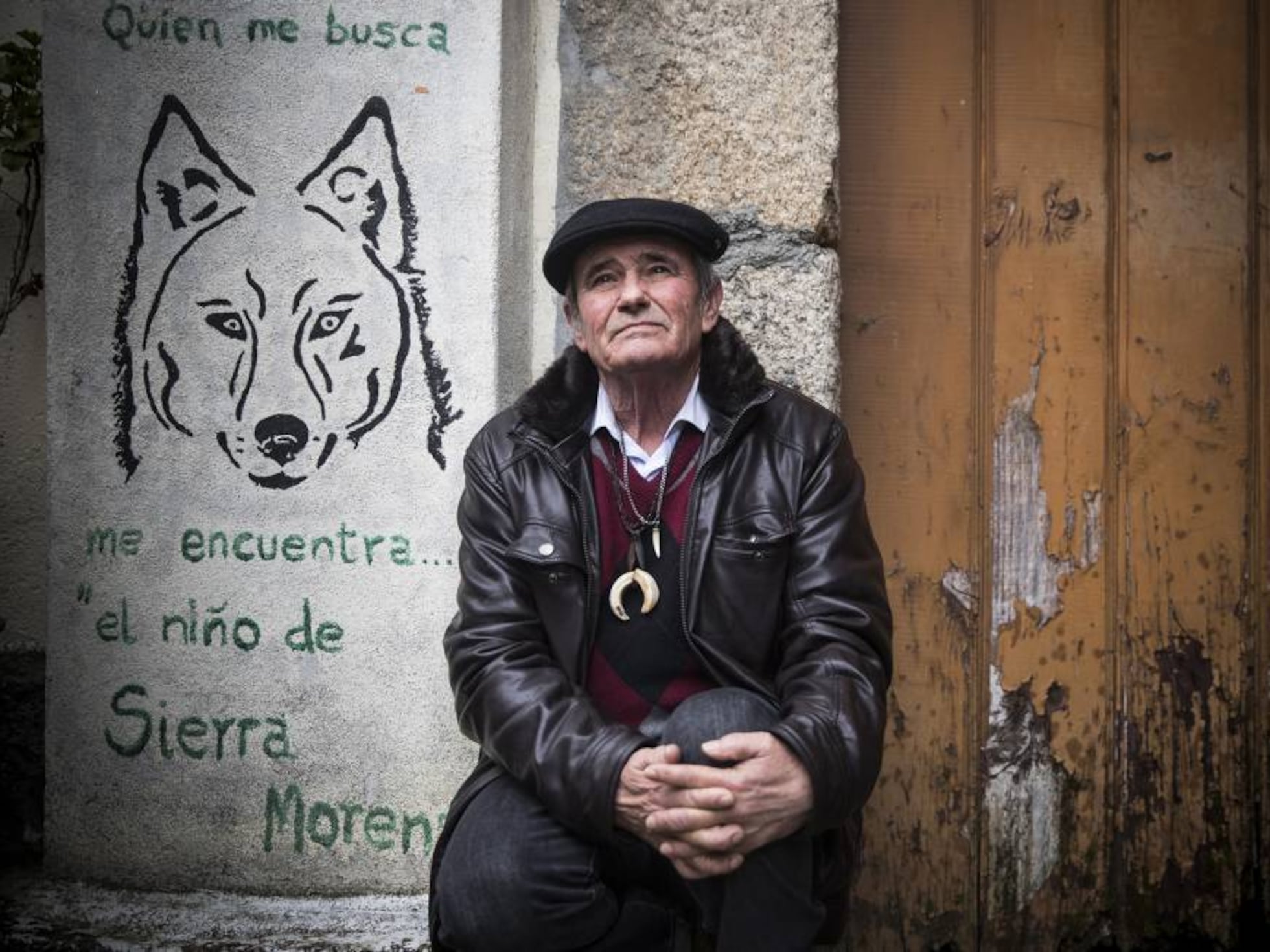 Marcos Rodríguez Pantoja el niño español criado por lobos Marcos Rodríguez Pantoja el niño español criado por lobos