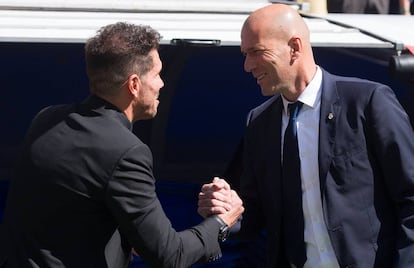 Saludo entre Simeone y Zidane