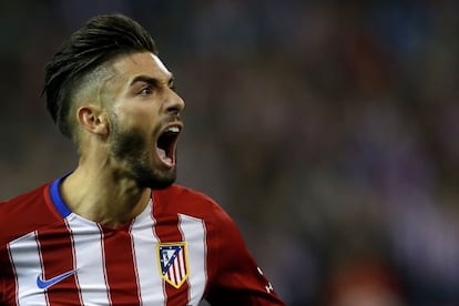 Carrasco celebra su gol.