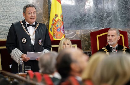El abogado del fiscal general culpa al jefe de gabinete de Ayuso de orquestar “una estrategia” para “desviar el foco” de la presidenta madrileña   