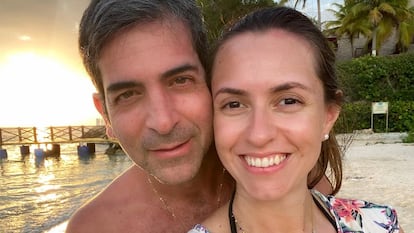 El fiscal paraguayo Marcelo Pecci acompañado de su esposa, Claudia Aguilera.