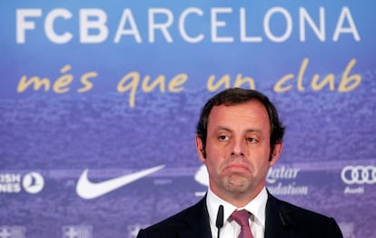 Barcelona's president Sandro Rosell at a news conference near the Camp Nou stadium in Barcelona in 2013