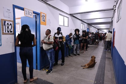Brasil va a las urnas a definir su rumbo, con Lula y Bolsonaro bajo la sombra de Trump