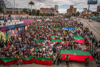 La minga muestra su respaldo al Gobierno de Gustavo Petro durante las manifestaciones. 