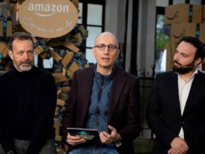 De izqda. a dcha. Juan Fraile, fundador de Mercado de Motores, Alfonso Serrano, director de Consumo para Amazon en España e Italia y Ángel Niño, delegado de Innovación y Emprendimiento en el Ayuntamiento de Madrid.