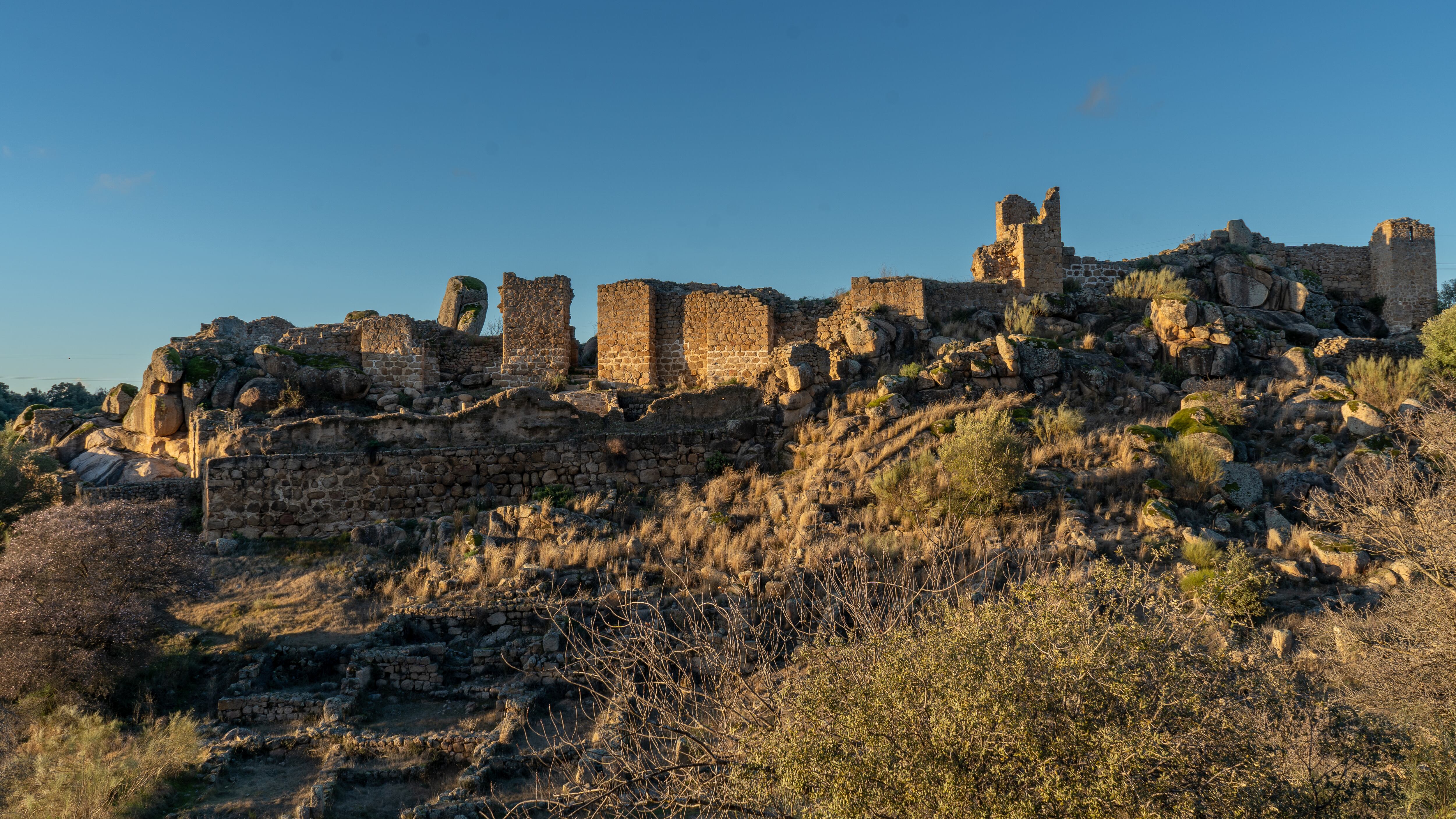 La coraza de Ciudad de Vascos, el yacimiento andalusí que se resiste a ser reconquistado