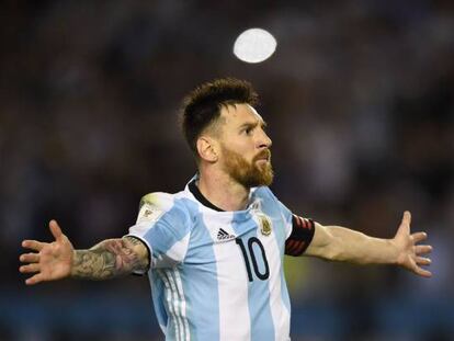 Messi, durante un duelo ante Chile.