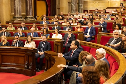 Escaño vacío de Carles Puigdemont en el parlamento de Cataluña. 