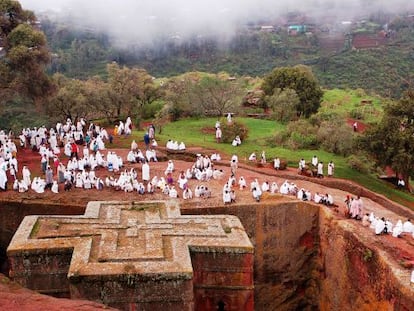 La iglesia cavada en la roca de St. George, una de las maravillas de Lalibela (Etiop&iacute;a).