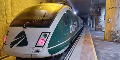 Tren laboratorio de Adif en la estación de Murcia.