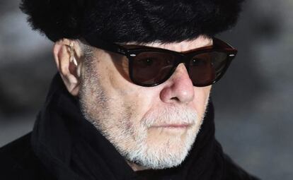 Gary Glitter a su llegada al tribunal de Southwark Crown en Londres.