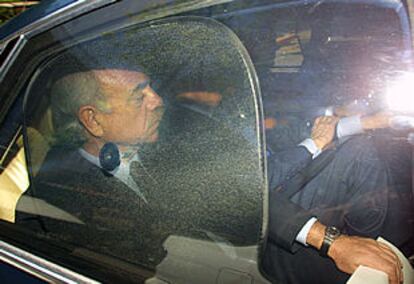 Francisco González,a su llegada a la Audiencia Nacional, el 25 de abril de 2002.