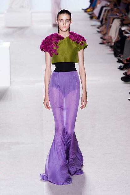 El delicado jardin de Giambattista Valli