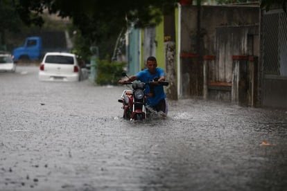 Ponto de alagamento na zona sul de São Paulo.