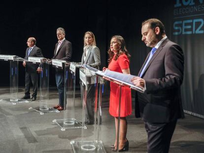 El debate entre los cabezas de lista al Congreso por Valencia organizado por Radio Valencia Cadena Ser en la Nau. 