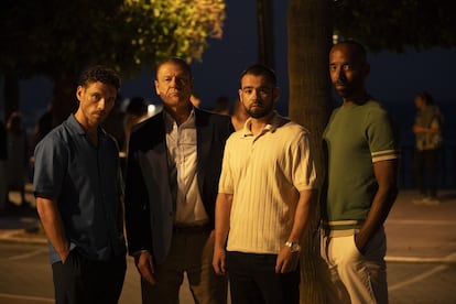 El elenco de la serie 'Los amos de la ciudad'.
