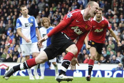 Rooney celebra su gol