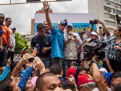 El l&iacute;der opositor Capriles y Jes&uacute;s Torrealba 