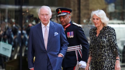 Carlos III y la reina consorte Camilla, este martes en Londres