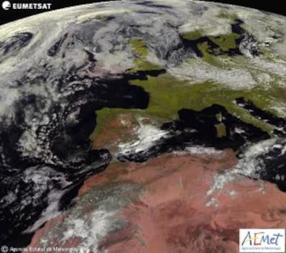 The Meteosat satellite shows more rain forecasts for southeastern Spain on Tuesday.