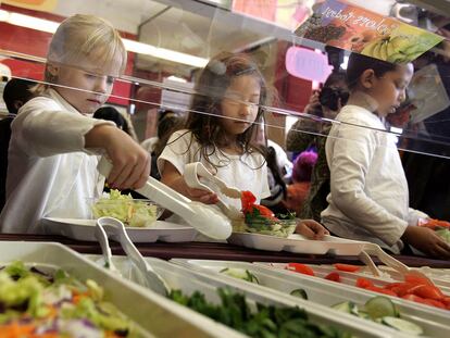 Students at Nettelhorst Elementary School