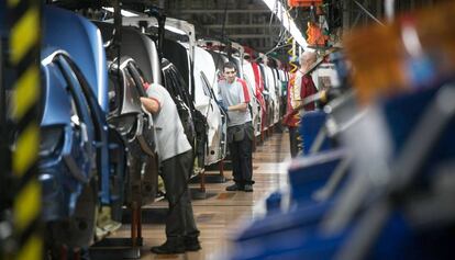 Cadena de muntatge de l'empresa Seat a Martorell.