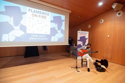 El festival Flamenco On Fire ofrecerá online varios de sus grandes conciertos. Se retransmitirán las actuaciones de Farruquito con Remedios Amaya, Pitingo y Chano Domínguez con la Orquesta Sinfónica de Navarra por un precio de cinco euros.