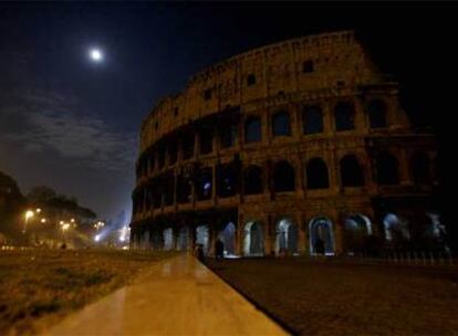 El Coliseo de Roma, durante el apagón.