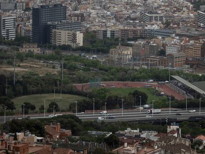 Terrenos donde se prevé construir el nuevo hospital Clínic, a las afueras de Barcelona y a la altura de la Diagonal, actualmente ocupados por el recinto deportivo Esports UB de la Unviersidad de Barcelona.